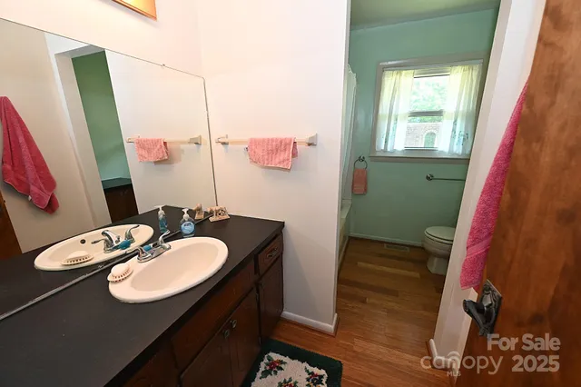 $389,900 | 157 Blackberry Lane, Taylorsville, NC 28681