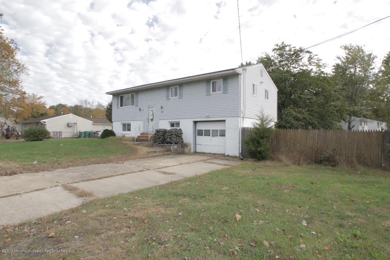 63 South Cooks Bridge Road Jackson, NJ 08527 - Photo 2 of 18 46488BCA-8E0E-412B-93AD-394A0E70D8A1