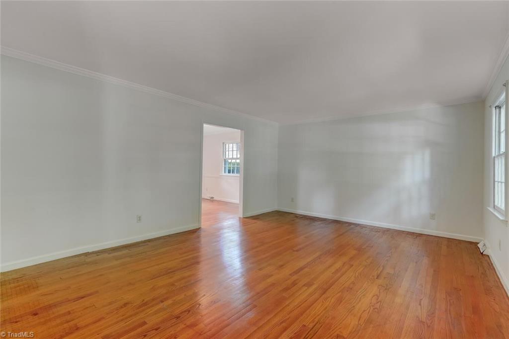 3501 Henderson Road Greensboro, NC 27410 - Photo 5 of 49 Gallery Image 5