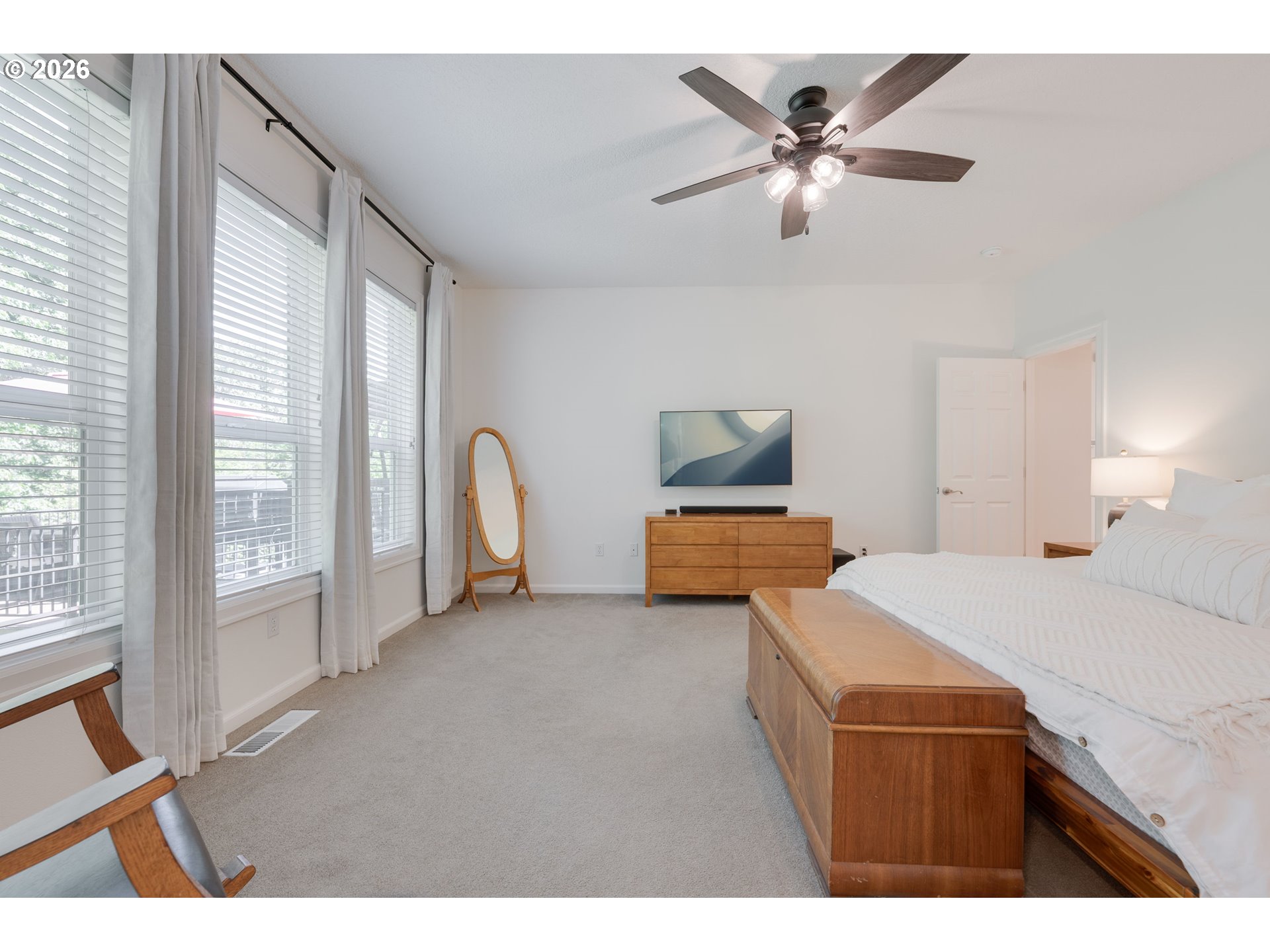 2097 Southwest Nancy Drive Gresham, OR 97080 - Photo 25 of 46 a living room with furniture and two large window