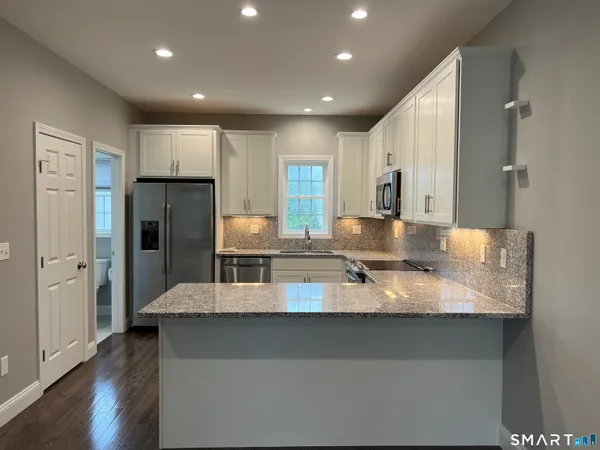 $3,550 | 35 Ringgold Street, Unit 207, West Hartford, CT 06119
