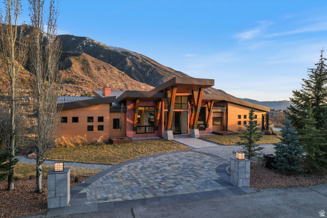 9 Windsong Lane Sandy, UT 84092 - Photo 13 of 85