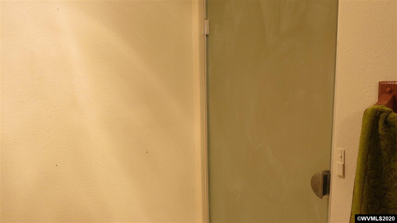 1201 Southwest Bryson Street Dallas, OR 97338 - Photo 11 of 23 Gallery Image 11