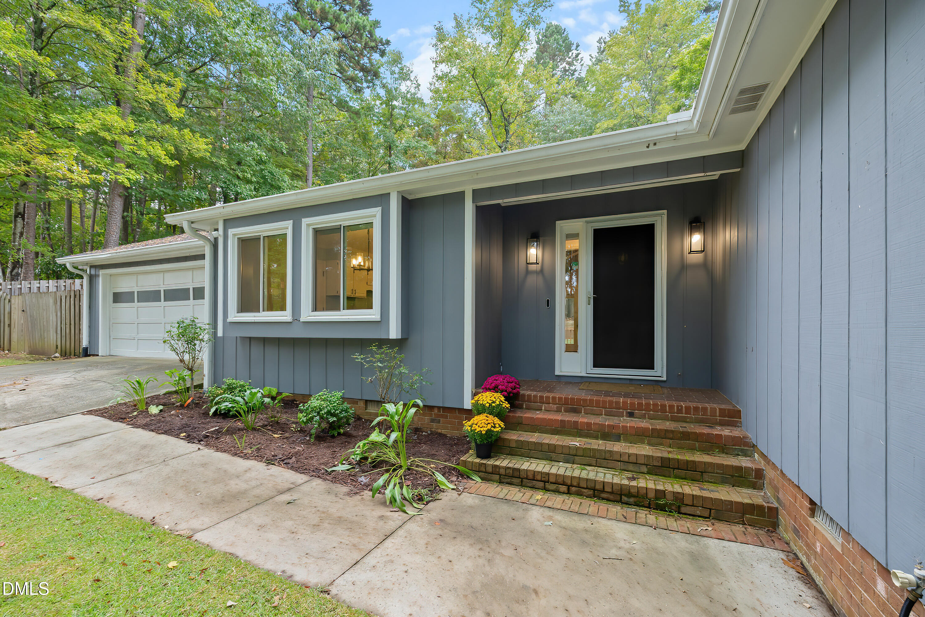 2205 Yorkgate Drive Raleigh, NC 27612 - Photo 4 of 49 05-2205 Yorkgate_6921