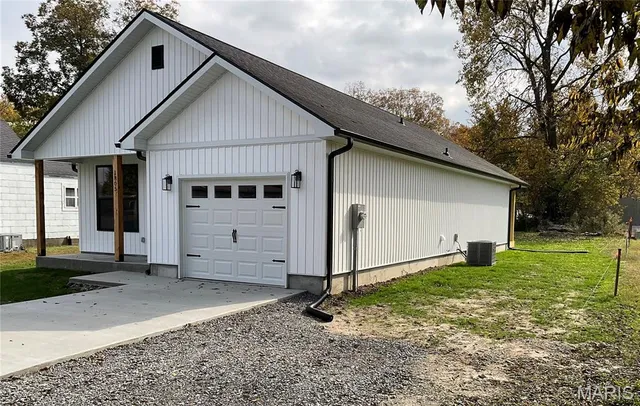 $215,000 | 1805 Mary Street, Scott City, MO 63780