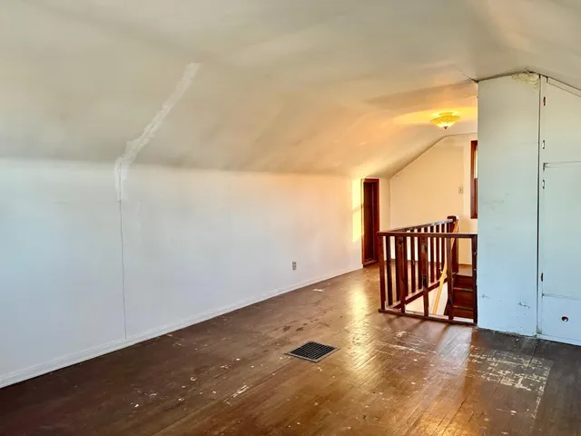 $159,900 | 685 Main St Isle West, Isle, MN 56342