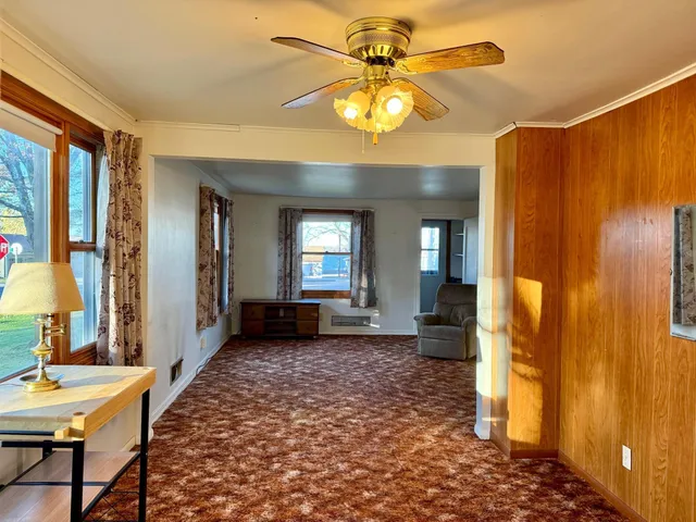 $159,900 | 685 Main St Isle West, Isle, MN 56342