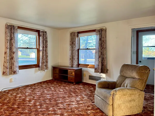 $159,900 | 685 Main St Isle West, Isle, MN 56342