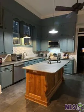 $375,000 | 1030 2nd Street, Morgan City, LA 70380