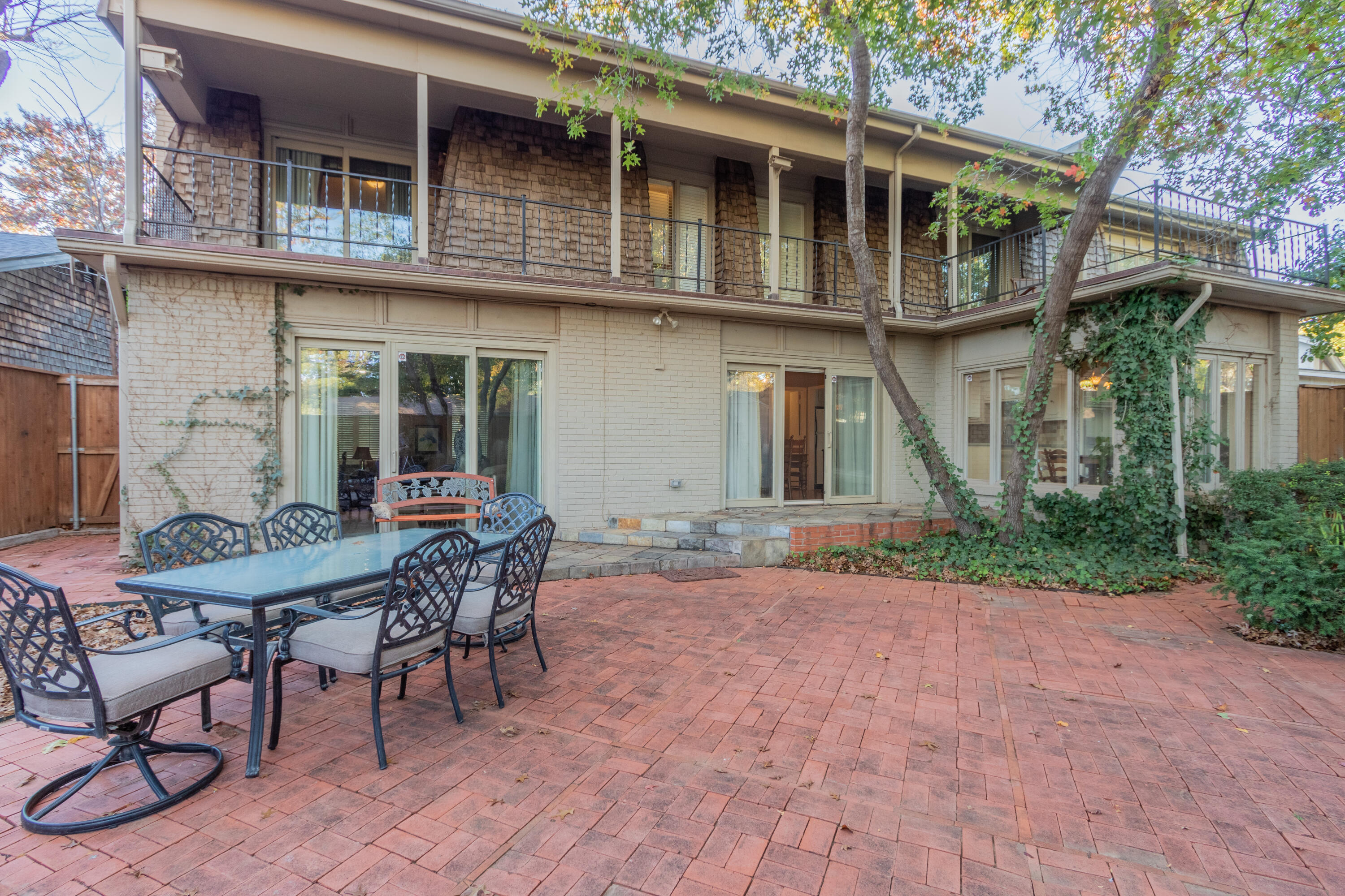 3722 63rd Drive Lubbock, TX 79413 - Photo 57 of 63 a view of a house with backyard and sitting area