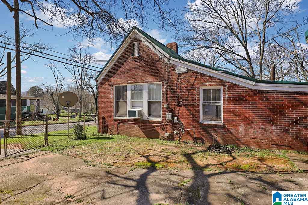 29 West 23rd Street Anniston, AL 36201 - Photo 14 of 15