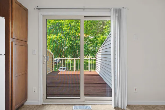 $214,900 | 4100 Meadowlark Lane, Eagan, MN 55122