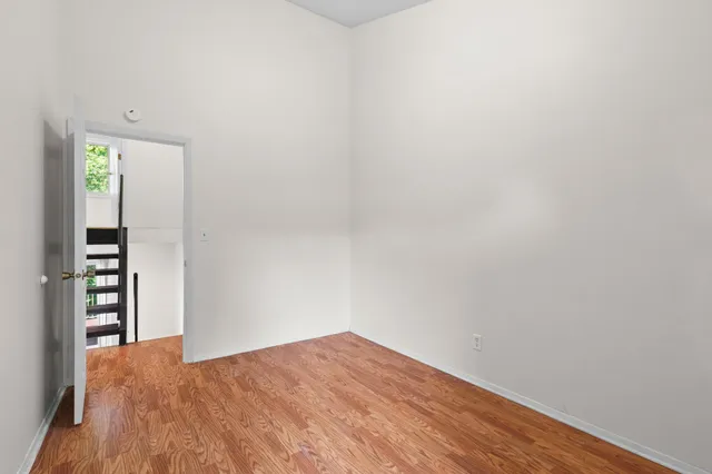 $209,900 | 4100 Meadowlark Lane, Eagan, MN 55122