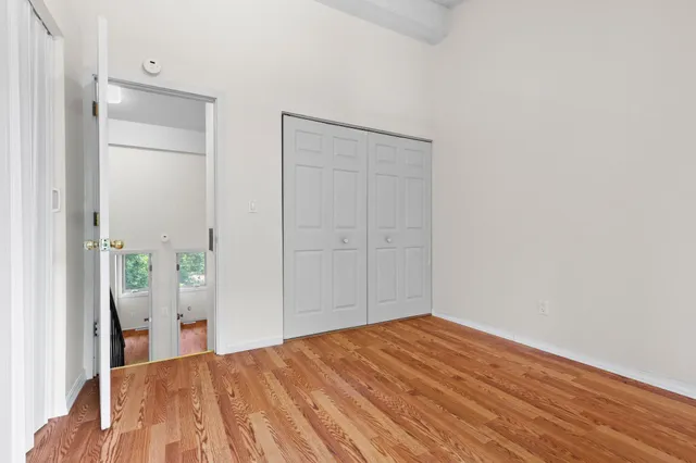 $209,900 | 4100 Meadowlark Lane, Eagan, MN 55122