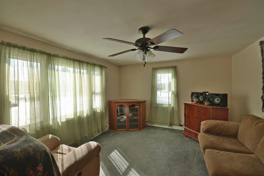 28 North Chester Road Chester, ME 04457 - Photo 7 of 18 Living Room
