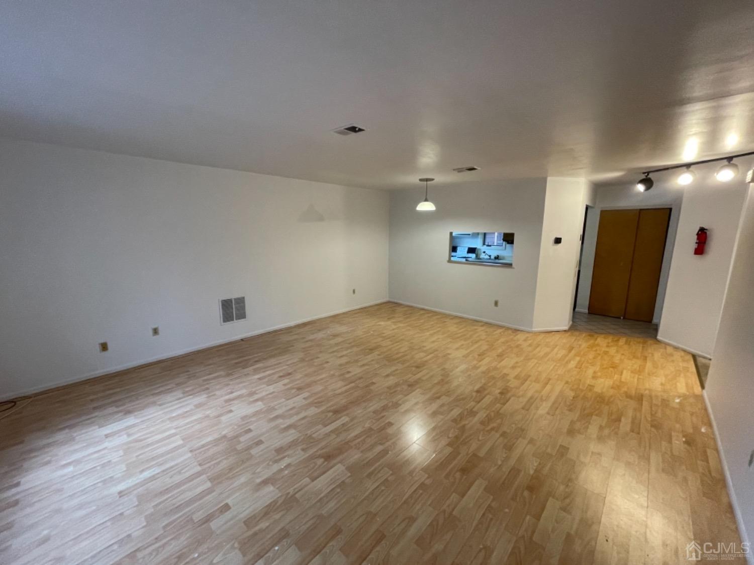 81 Redmond Street New Brunswick, NJ 08901 - Photo 10 of 13