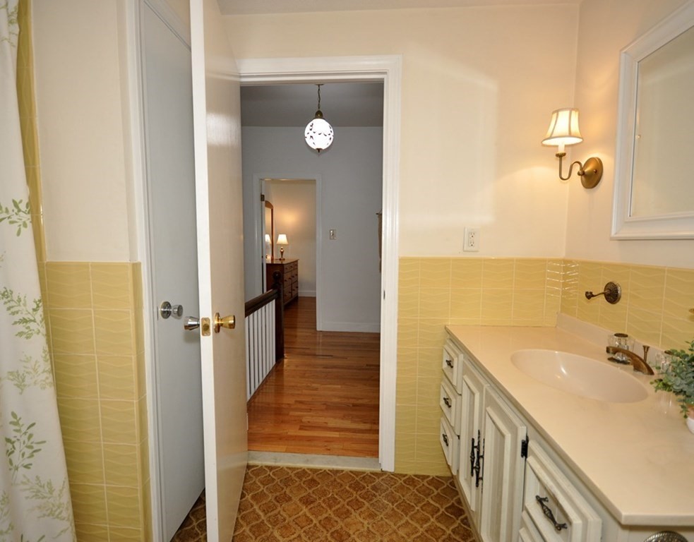 6 Hayes Street Maynard, MA 01754 - Photo 13 of 23 Gallery Image 13