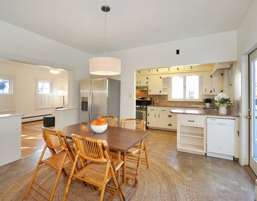 6 Hayes Street Maynard, MA 01754 - Photo 7 of 23 Gallery Image 7