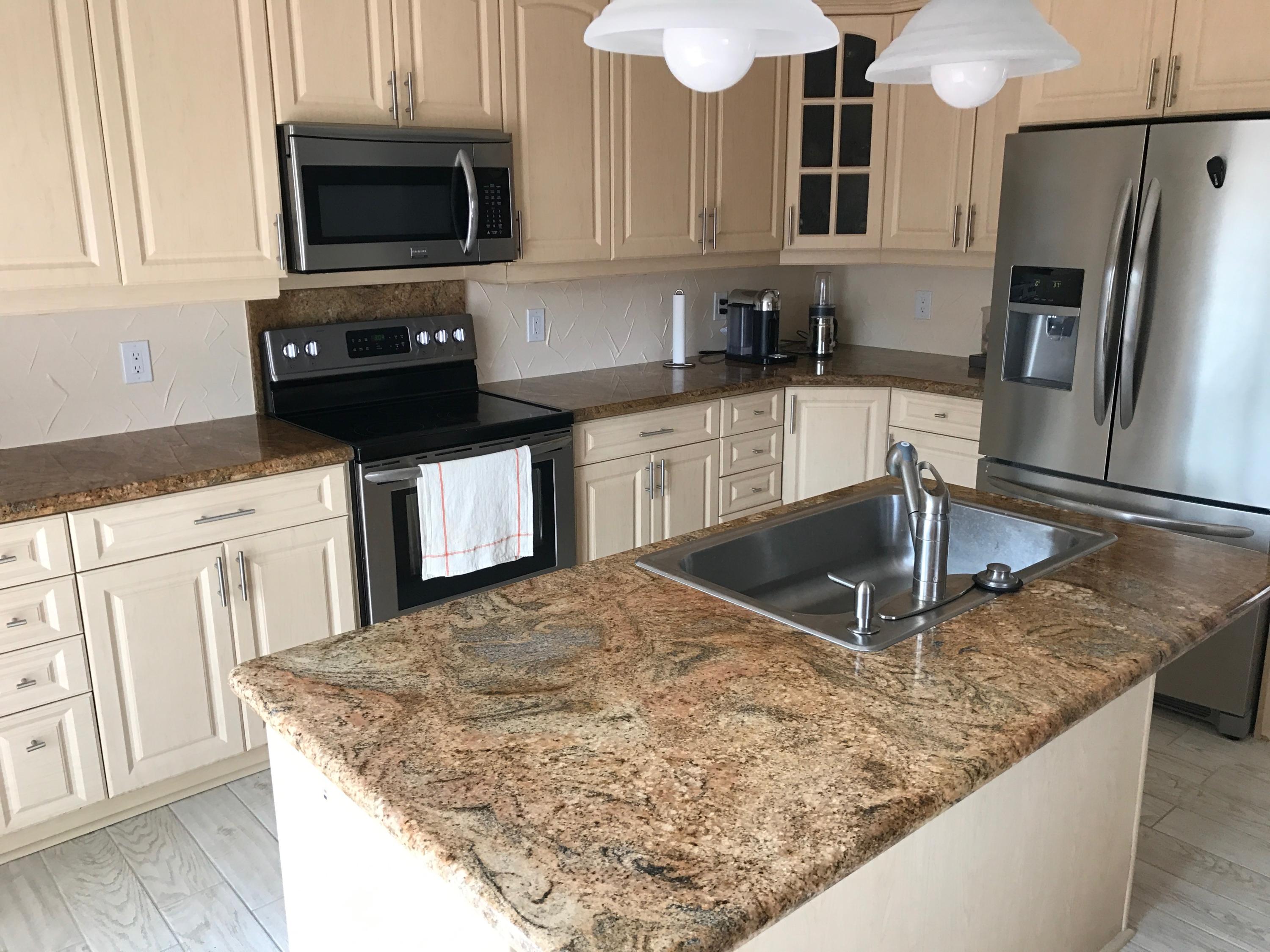 11522 Country Sound Court Boca Raton, FL 33428 - Photo 6 of 14 Kitchen2