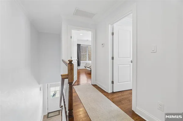 $3,400 | 53 Crest Street, Unit 1, Westwood, NJ 07675