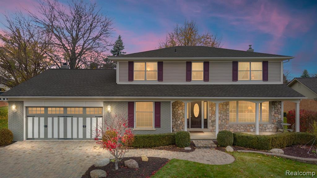 682 Heritage Lane Rochester Hills, MI 48309 - Photo 1 of 88
