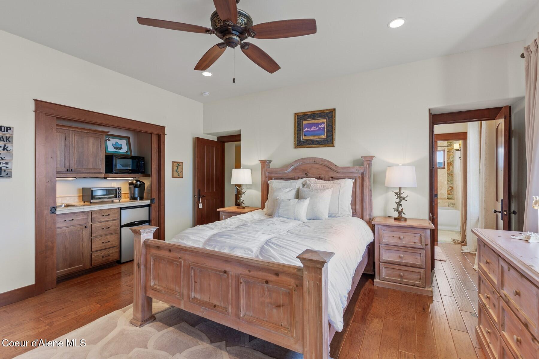 865 East Pine Ridge Drive Harrison, ID 83833 - Photo 36 of 81 Bedroom 2 - Jr. Master Ensuite