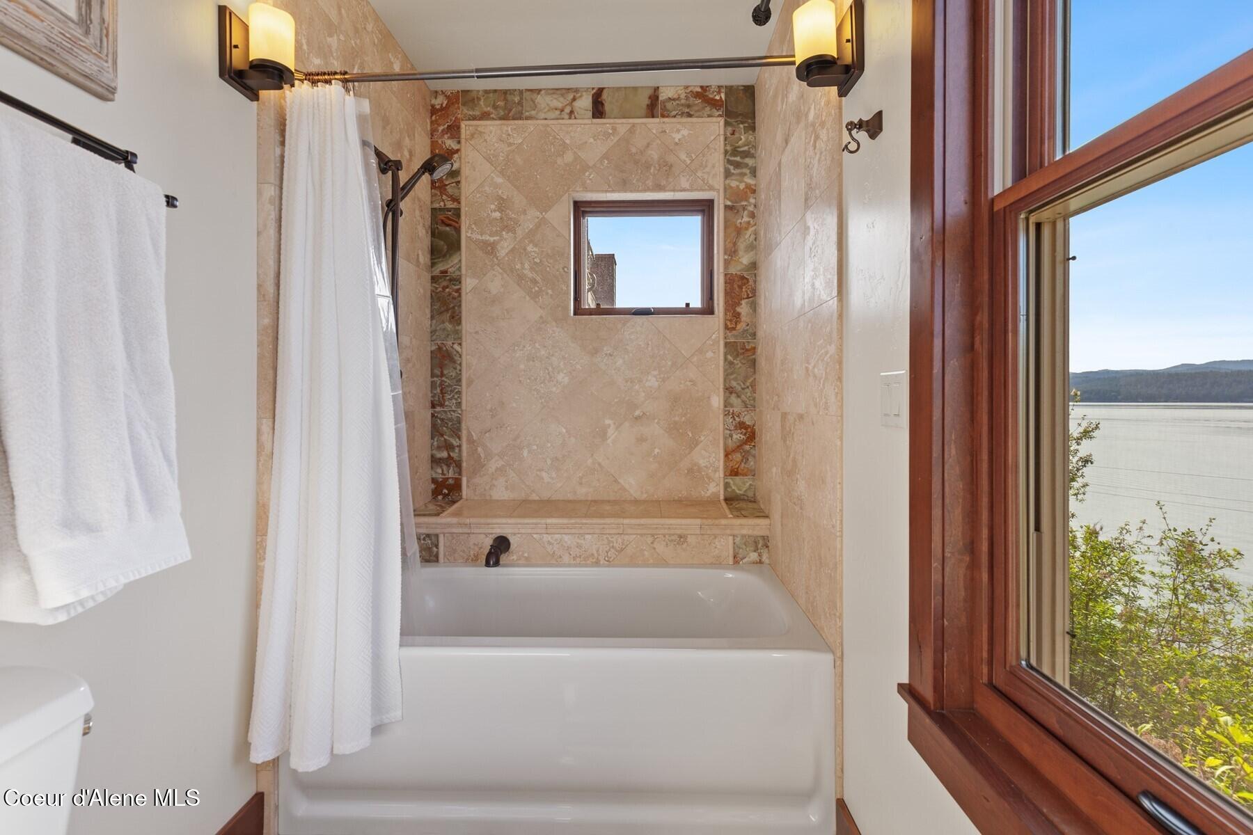 865 East Pine Ridge Drive Harrison, ID 83833 - Photo 38 of 81 Soaker Tub and Shower Jr Mstr