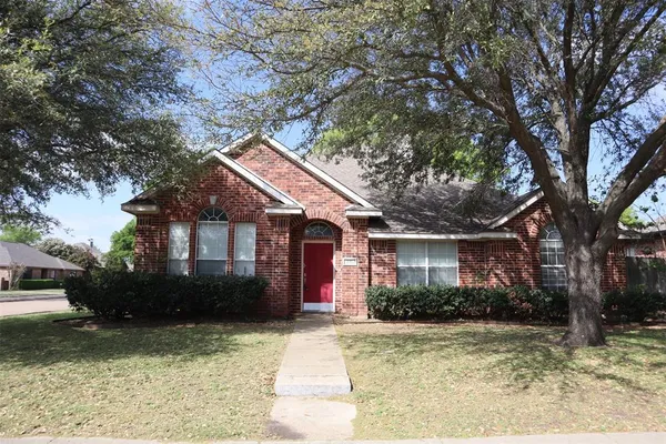 $2,350 | 1605 Shady Oaks Lane, Prosper, TX 75078