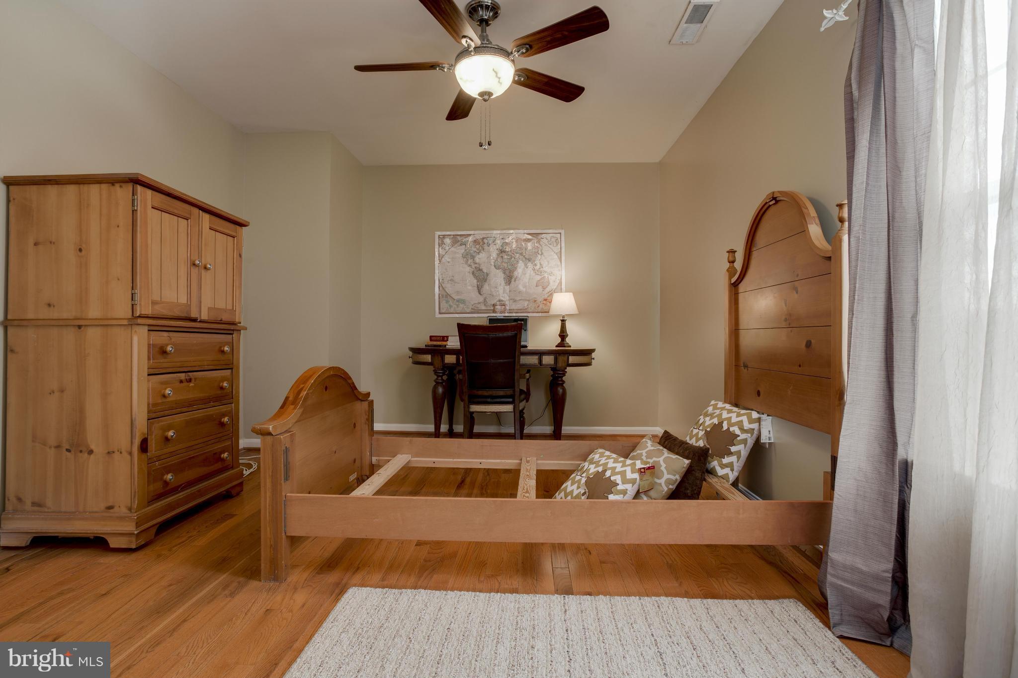 103 Seamaster Road Baltimore, MD 21221 - Photo 22 of 29 Bedroom