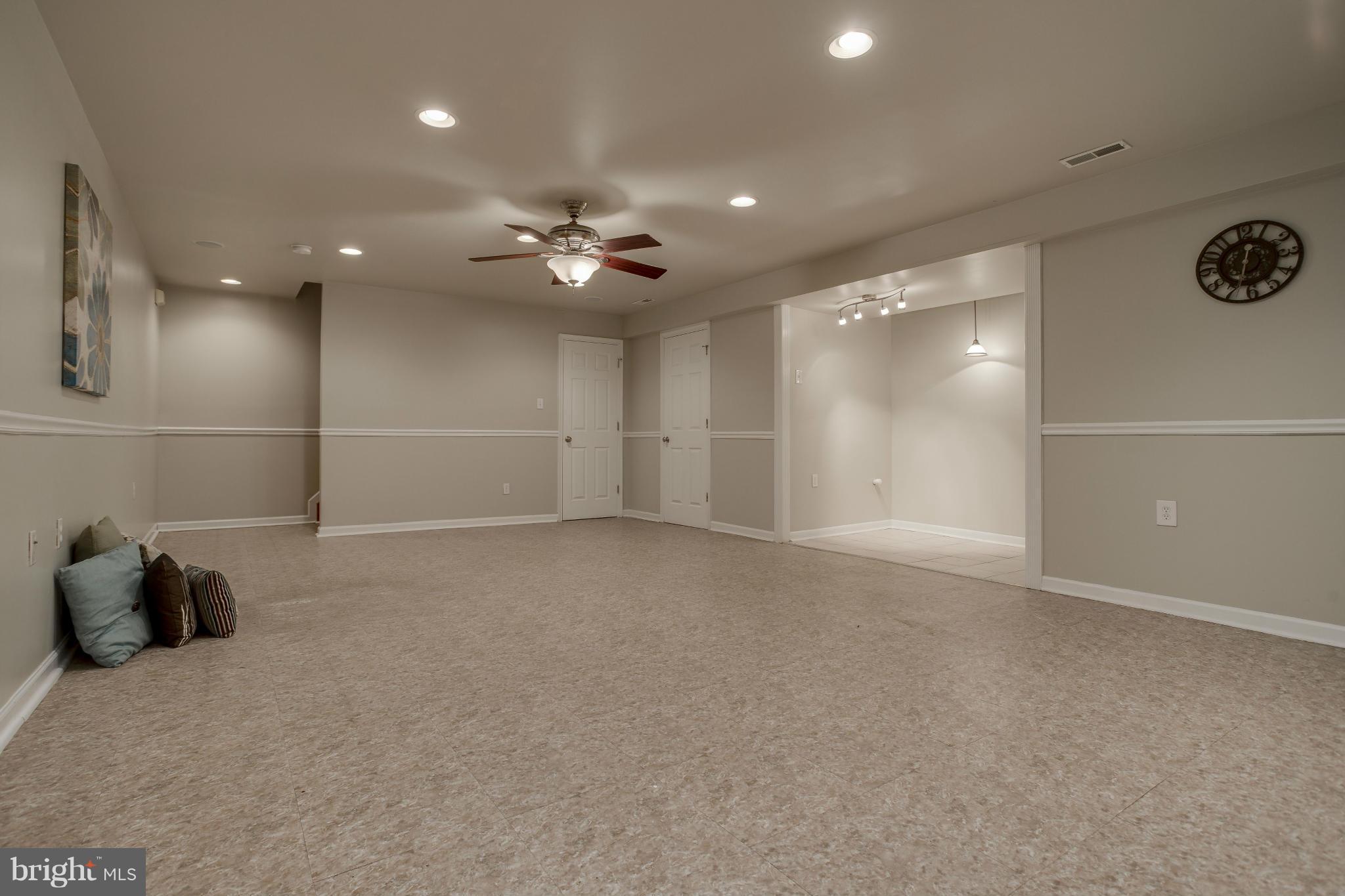 103 Seamaster Road Baltimore, MD 21221 - Photo 27 of 29 Family Room