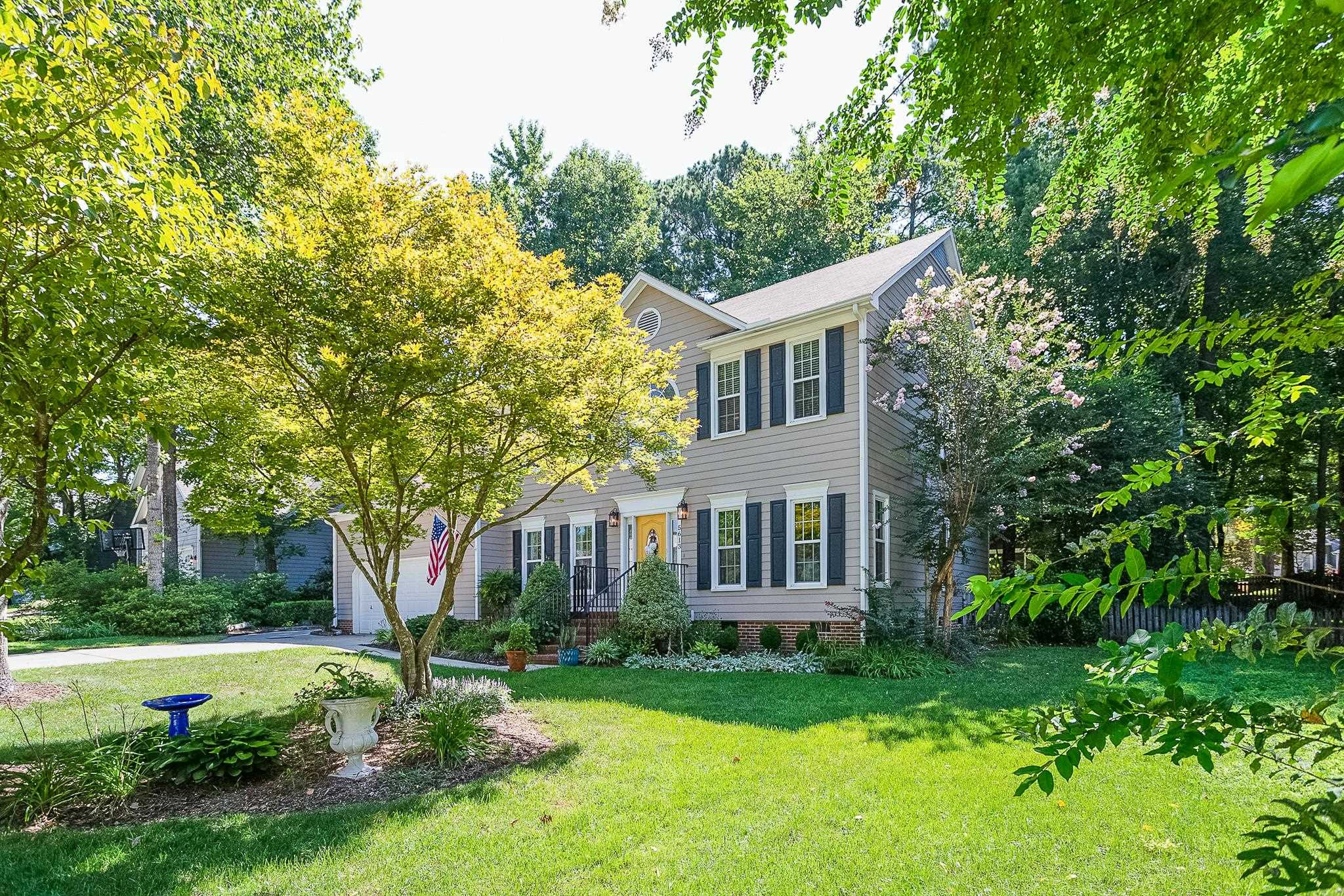 5613 Barham Court Raleigh, NC 27613 - Photo 2 of 38 Photo 2