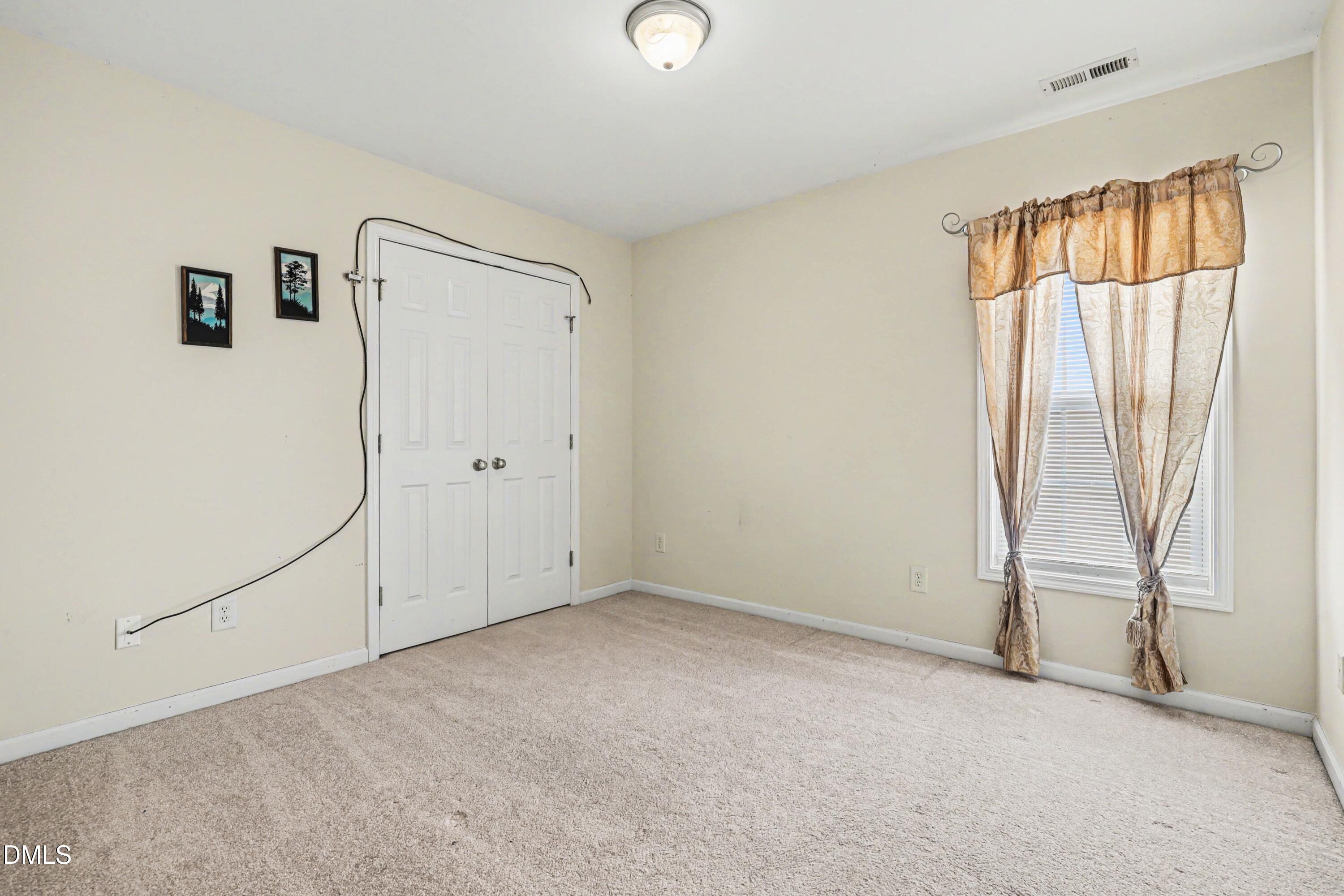 8122 Marshall Brae Drive Raleigh, NC 27616 - Photo 16 of 20 017_file_4192