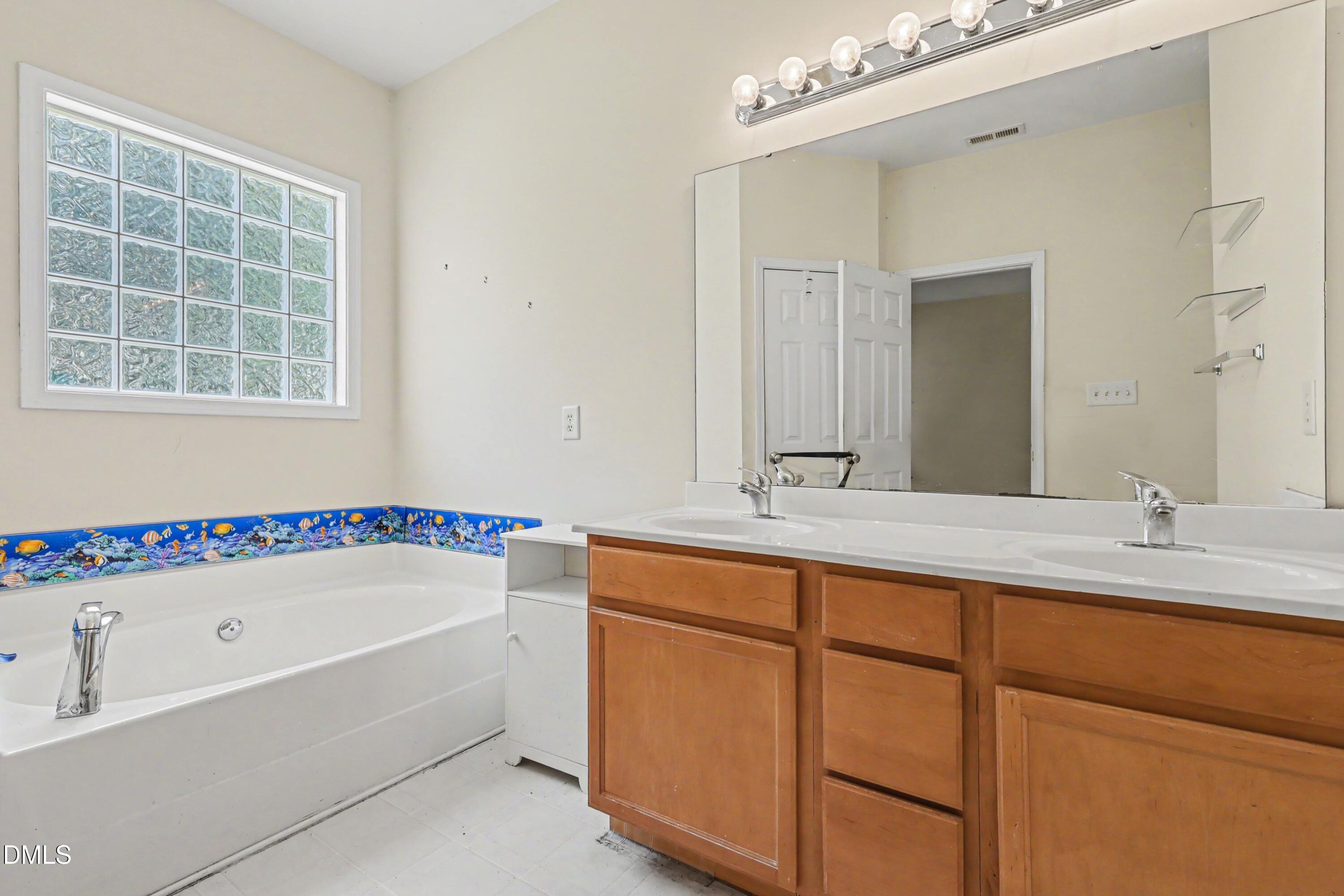 8122 Marshall Brae Drive Raleigh, NC 27616 - Photo 10 of 20 011_file_3601