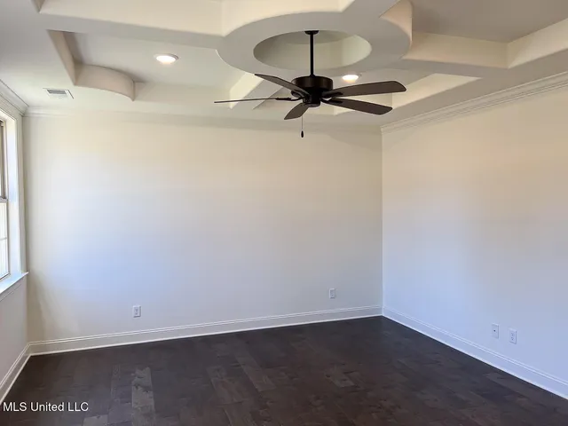 $565,000 | 293 Poplar Lane, Holly Springs, MS 38635