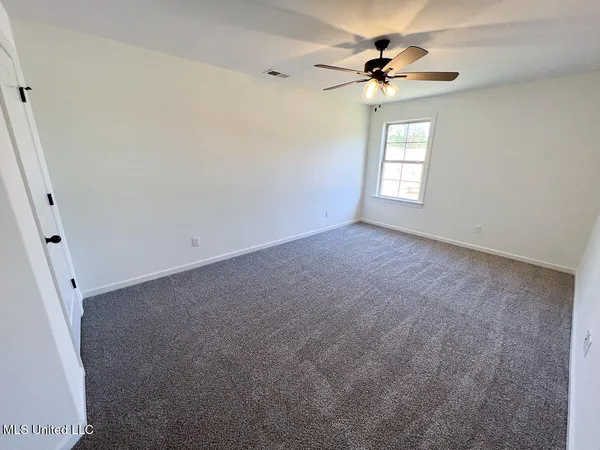 $565,000 | 293 Poplar Lane, Holly Springs, MS 38635