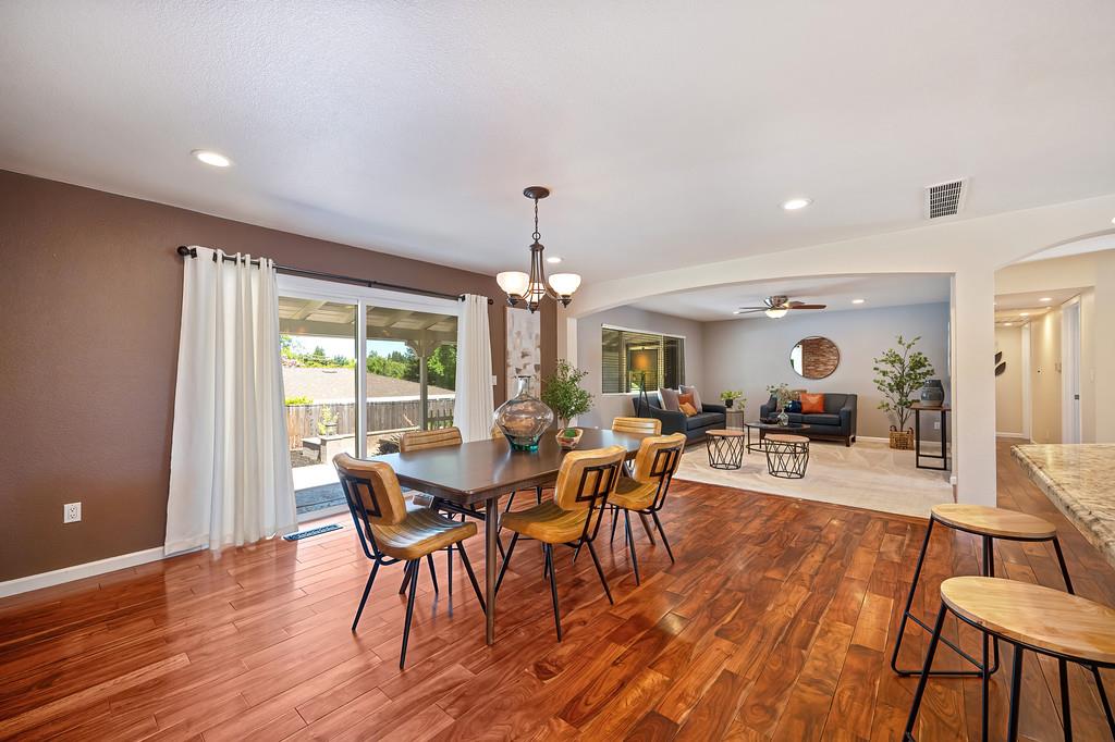 8440 Ranchita Way Fair Oaks, CA 95628 - Photo 6 of 55
