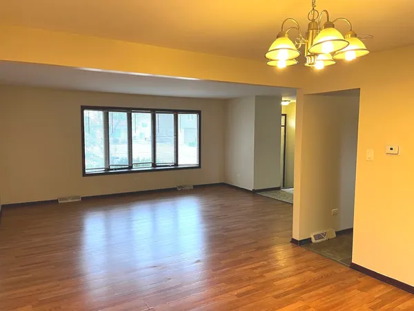 $263,000 | 5252 Arquilla Drive, Richton Park, IL 60471