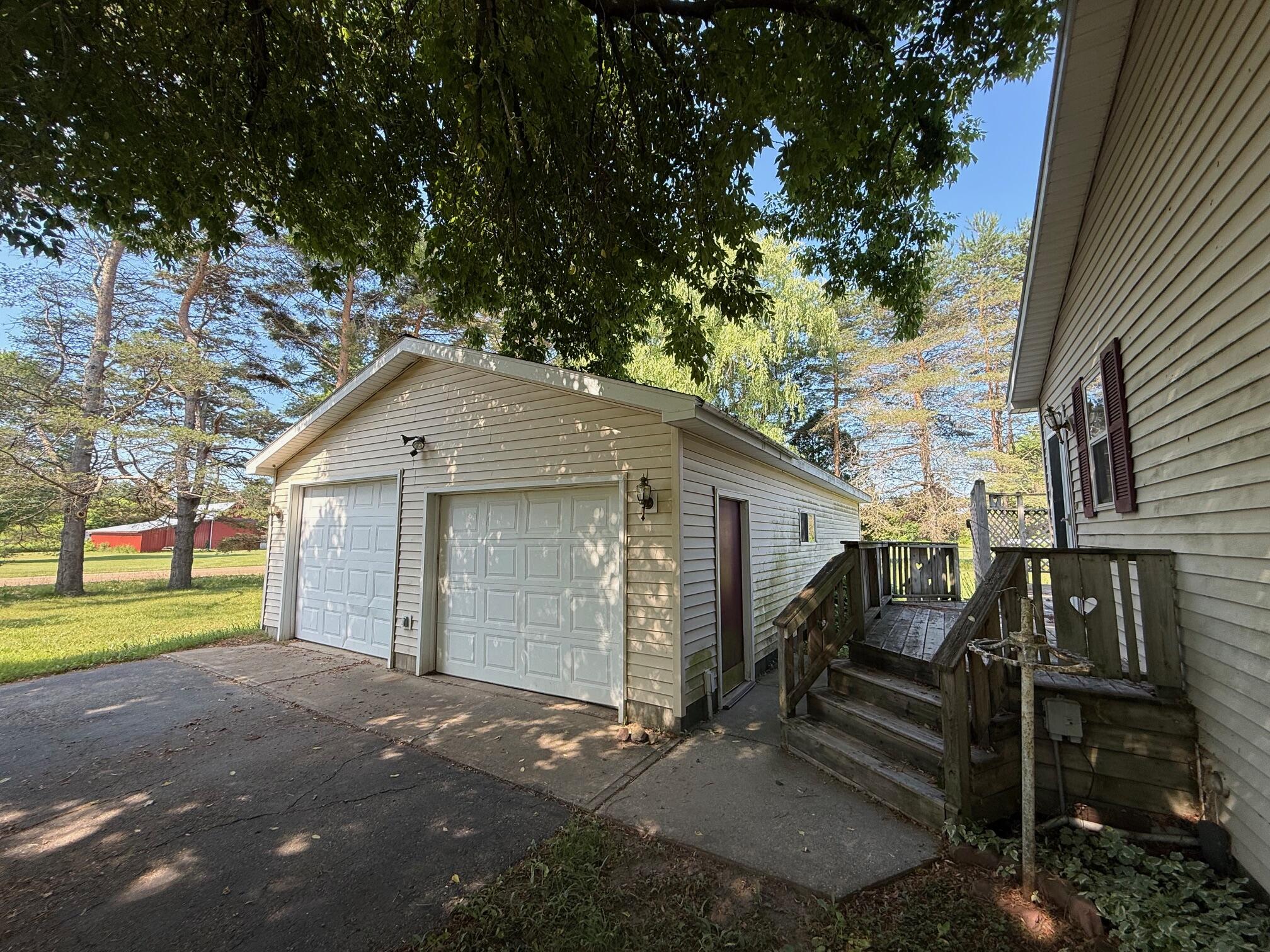 18694 North County Line Road Morley, MI 49336 - Photo 5 of 44 IMG_7176
