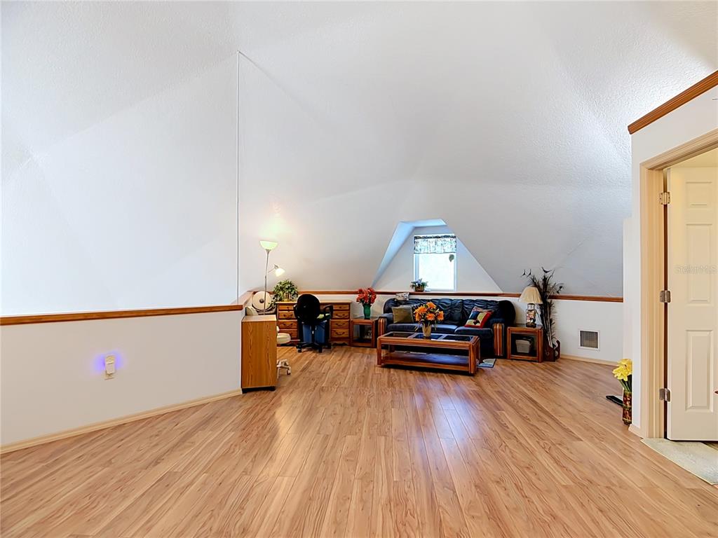 2320 Bogaert Road Seffner, FL 33584 - Photo 9 of 69 Gallery Image 9
