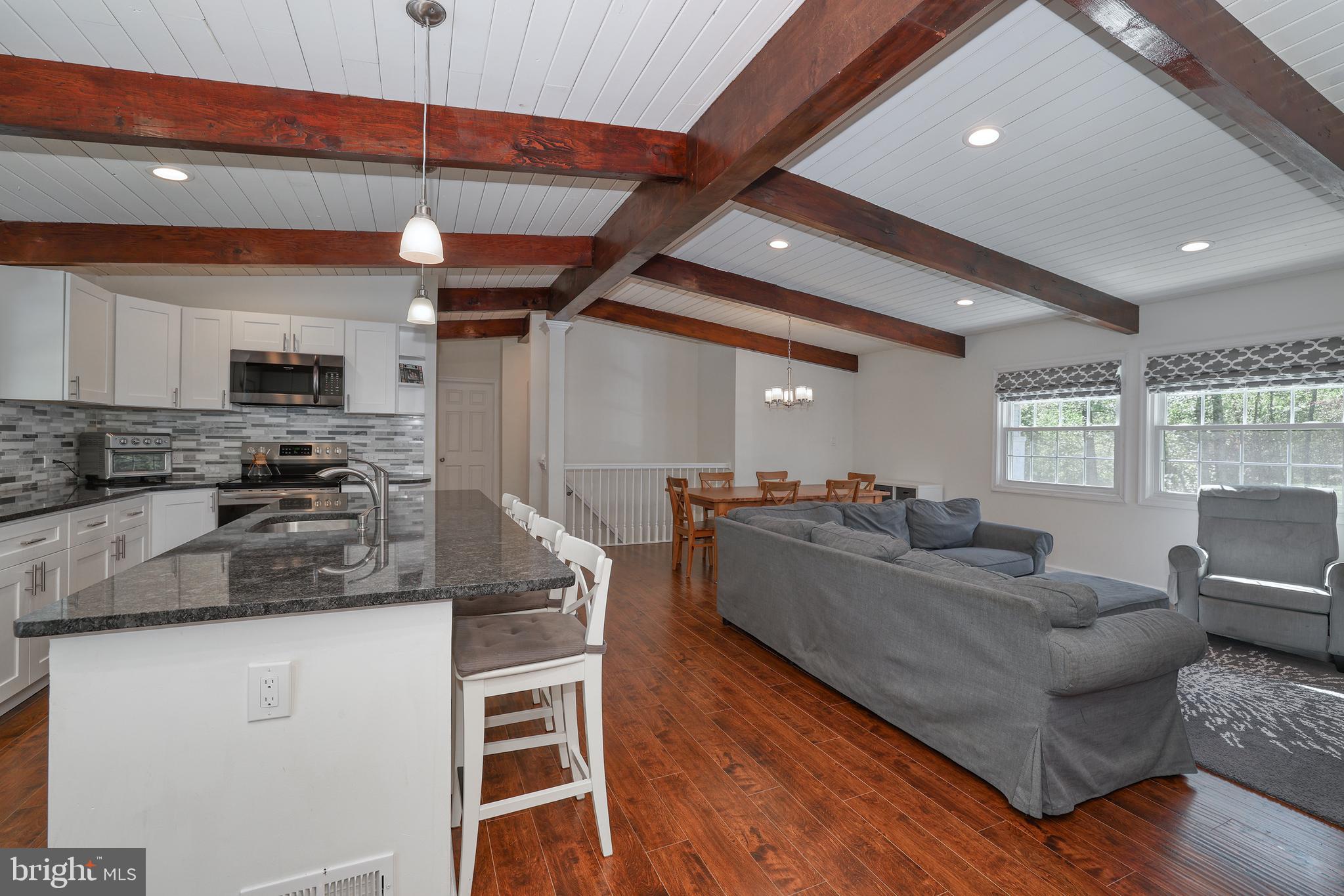 76 Poor Farm Road Pennington, NJ 08534 - Photo 6 of 28