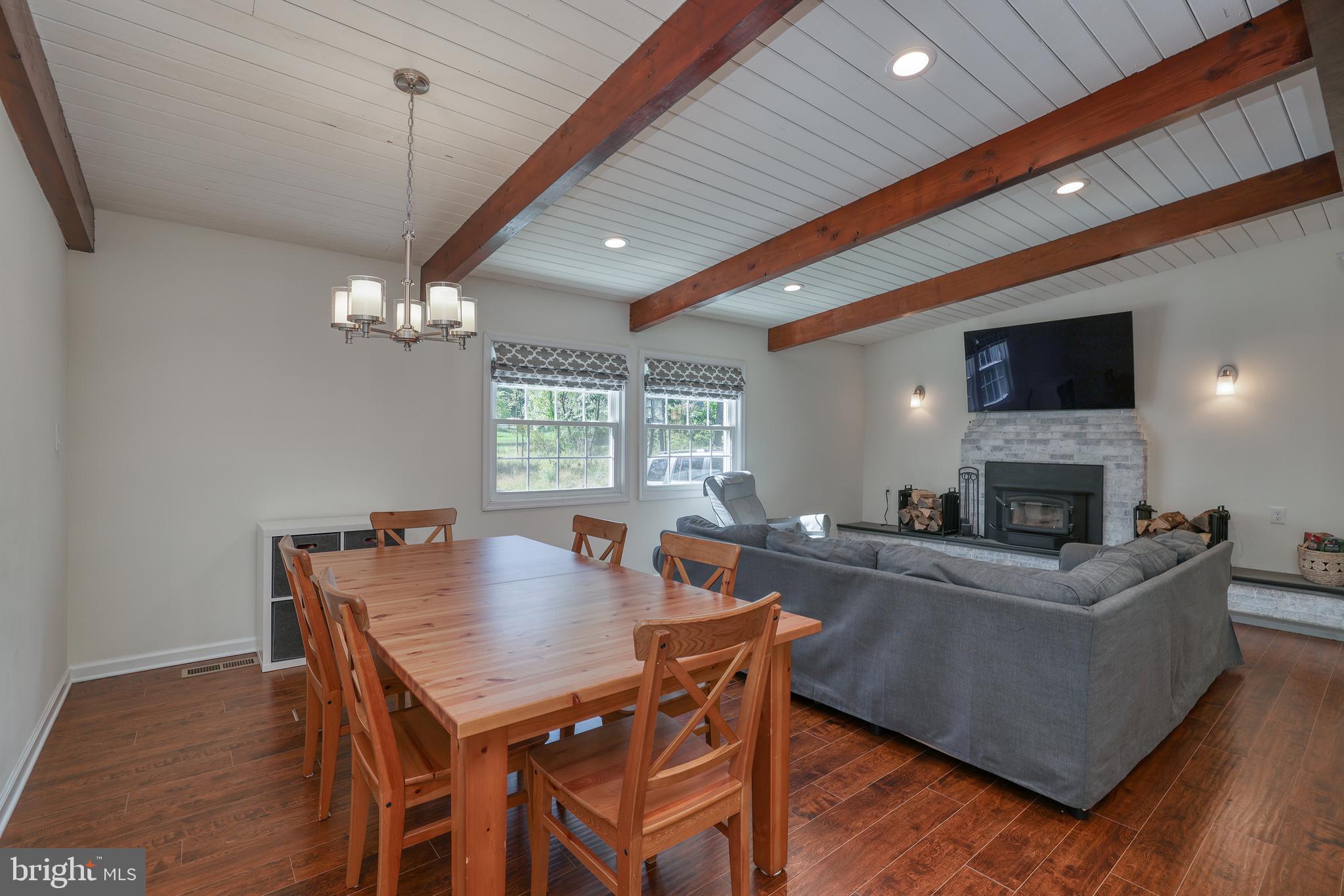 76 Poor Farm Road Pennington, NJ 08534 - Photo 8 of 28