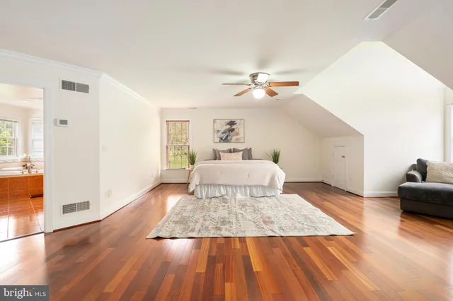 $924,900 | 5 Fox Field Court, Reisterstown, MD 21136