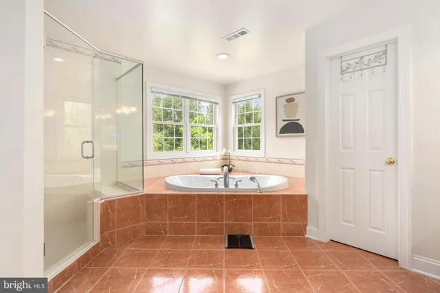 $924,900 | 5 Fox Field Court, Reisterstown, MD 21136