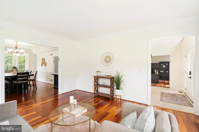 $924,900 | 5 Fox Field Court, Reisterstown, MD 21136