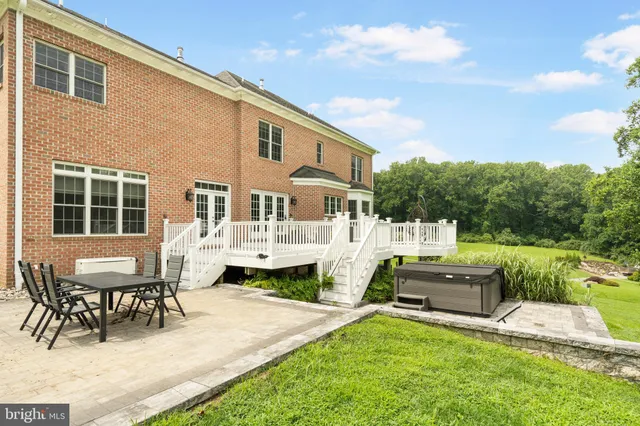 $924,900 | 5 Fox Field Court, Reisterstown, MD 21136