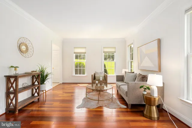 $924,900 | 5 Fox Field Court, Reisterstown, MD 21136