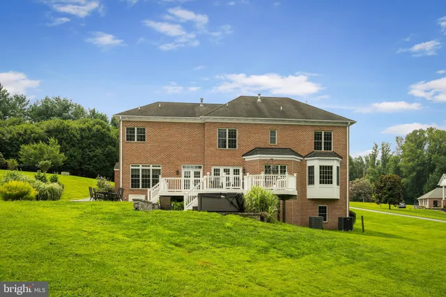 $924,900 | 5 Fox Field Court, Reisterstown, MD 21136