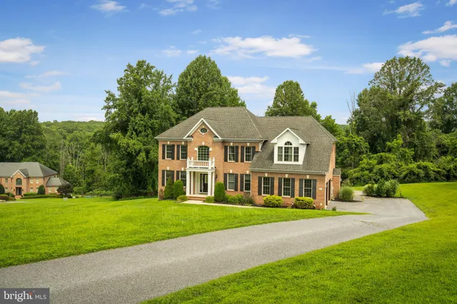 $924,900 | 5 Fox Field Court, Reisterstown, MD 21136