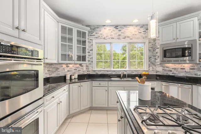 $924,900 | 5 Fox Field Court, Reisterstown, MD 21136