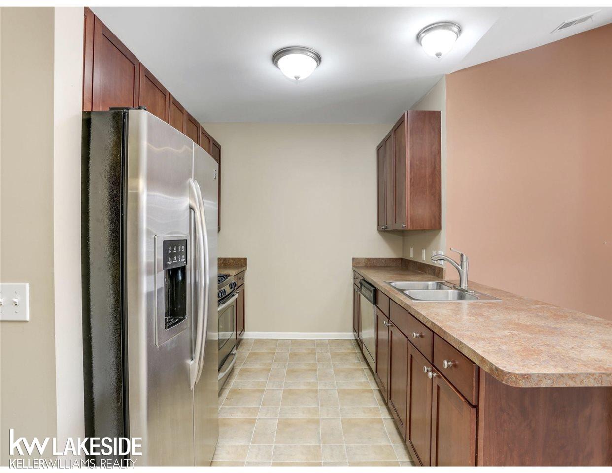 1183 Alameda Troy, MI 48085 - Photo 16 of 25